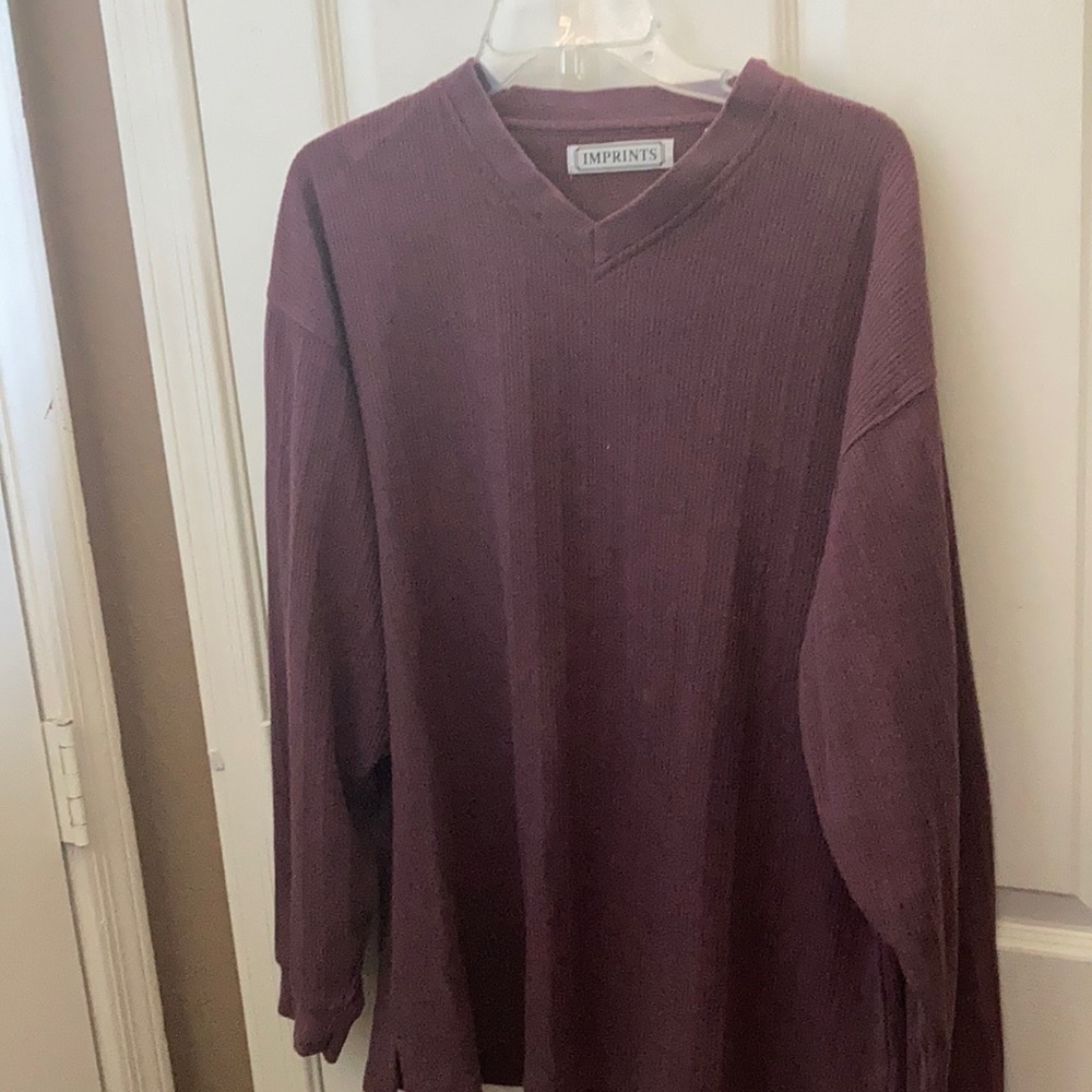 FINAL MARKDOWN Men’s imprints pullover (L)